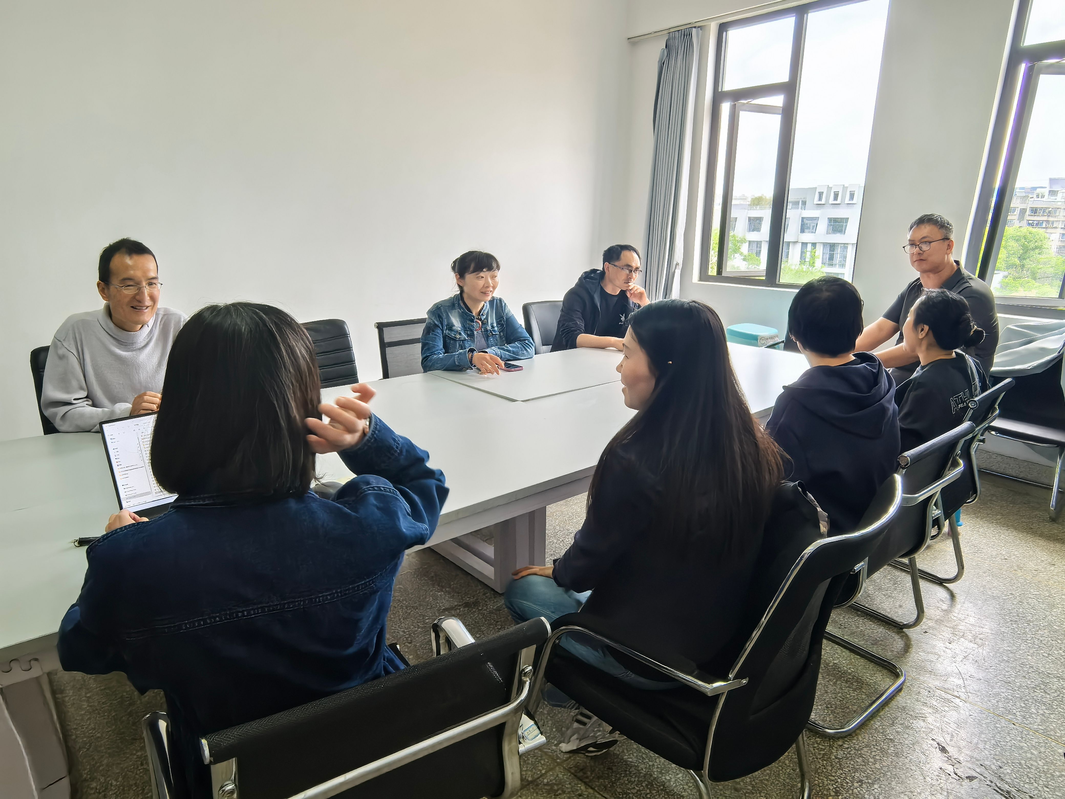 公司经济学系召开本科人才培养方案修订通报会